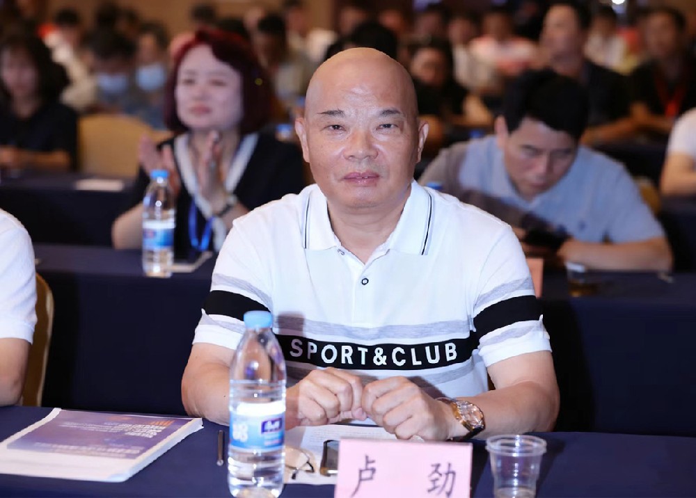 卢劲（执行院长）